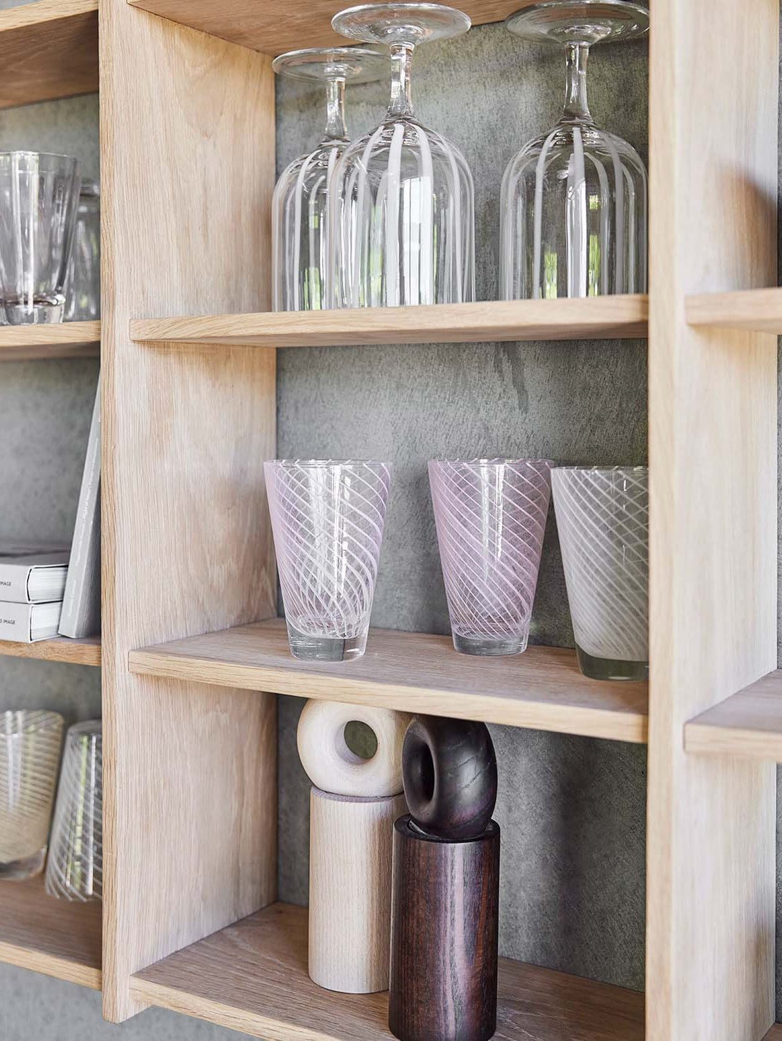 Grid Wall Shelf - 6 Compartments 4