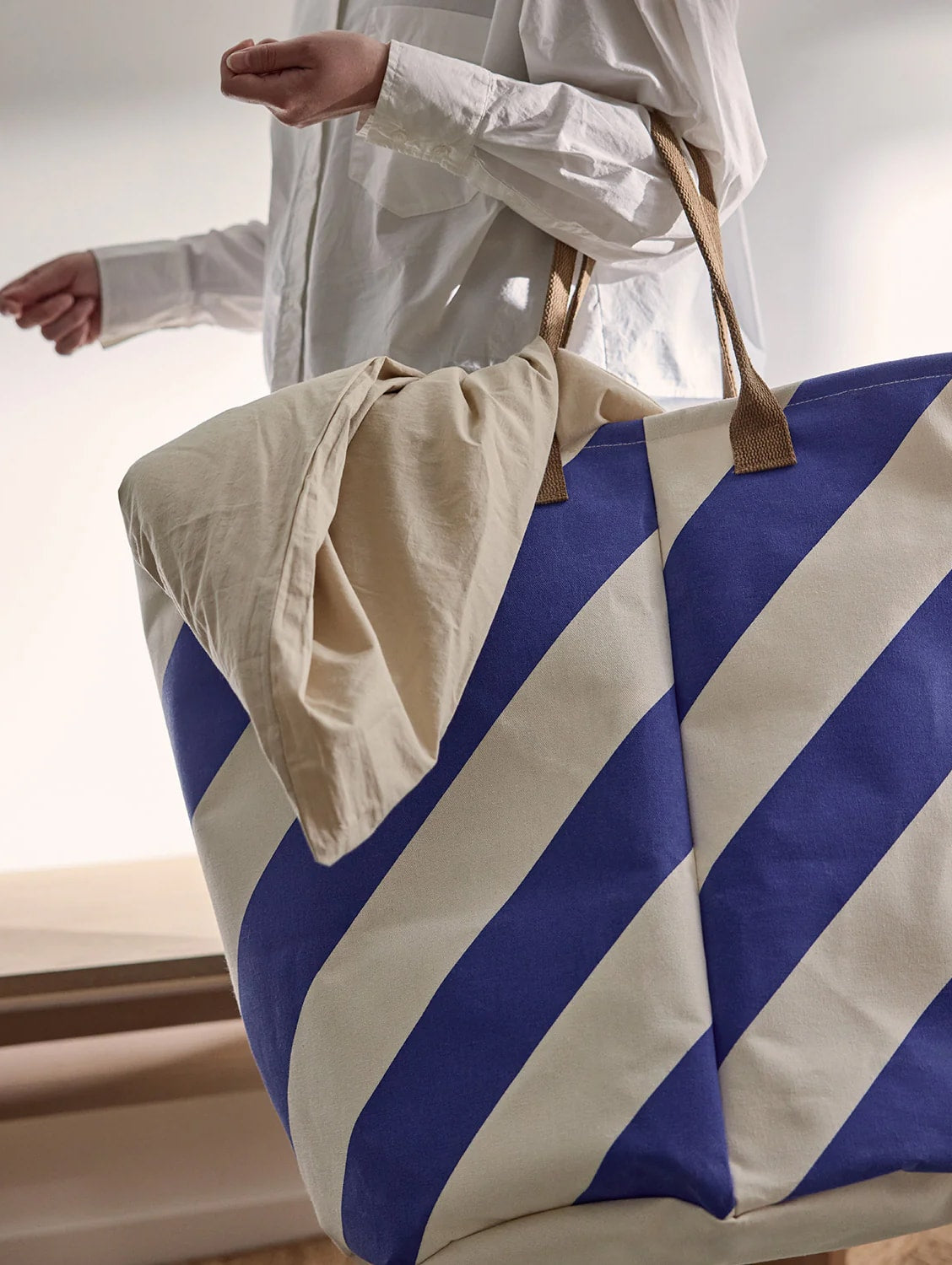 Diagonal Stripe Basket 4