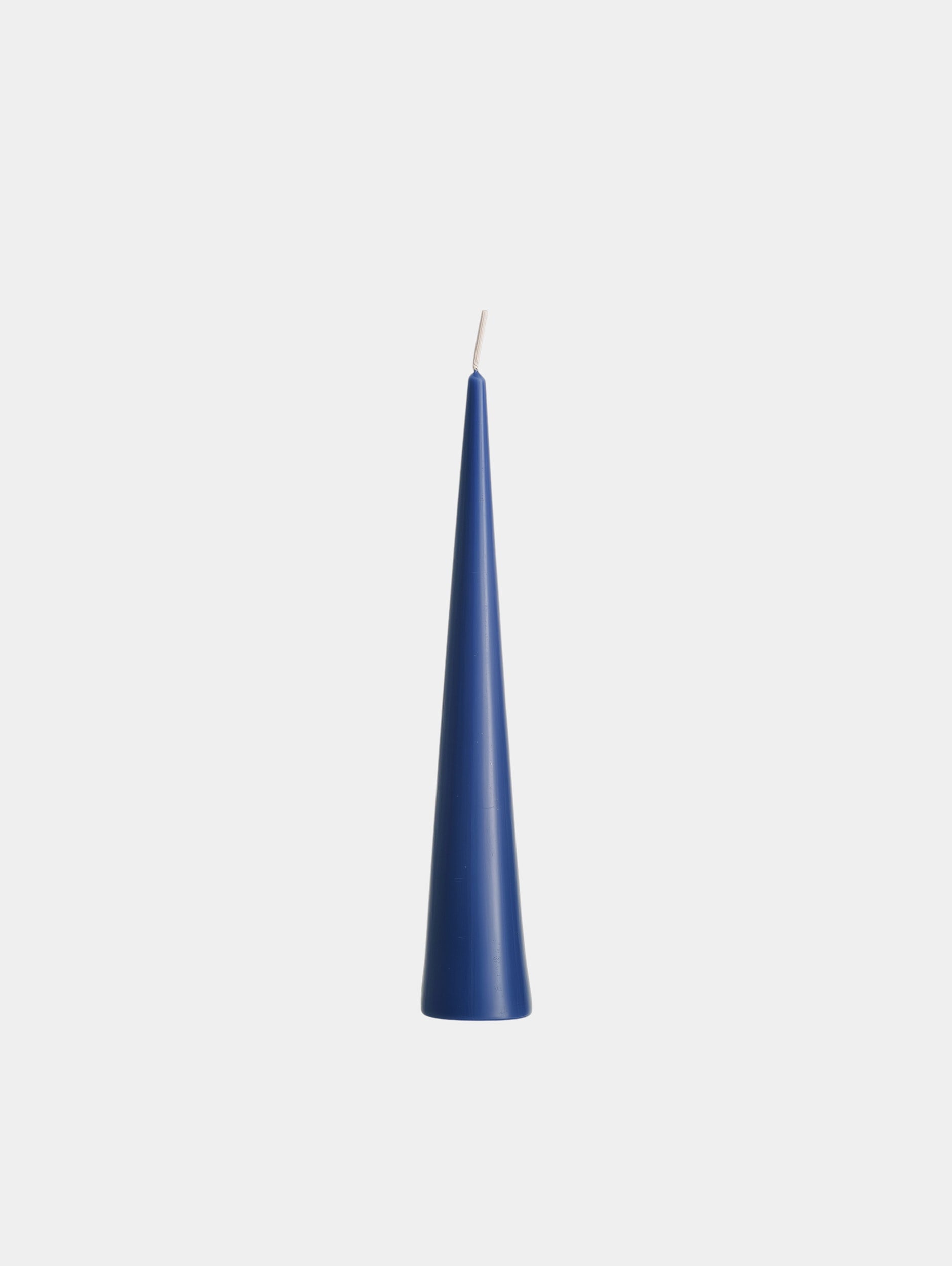 Modern Cone Candle 4