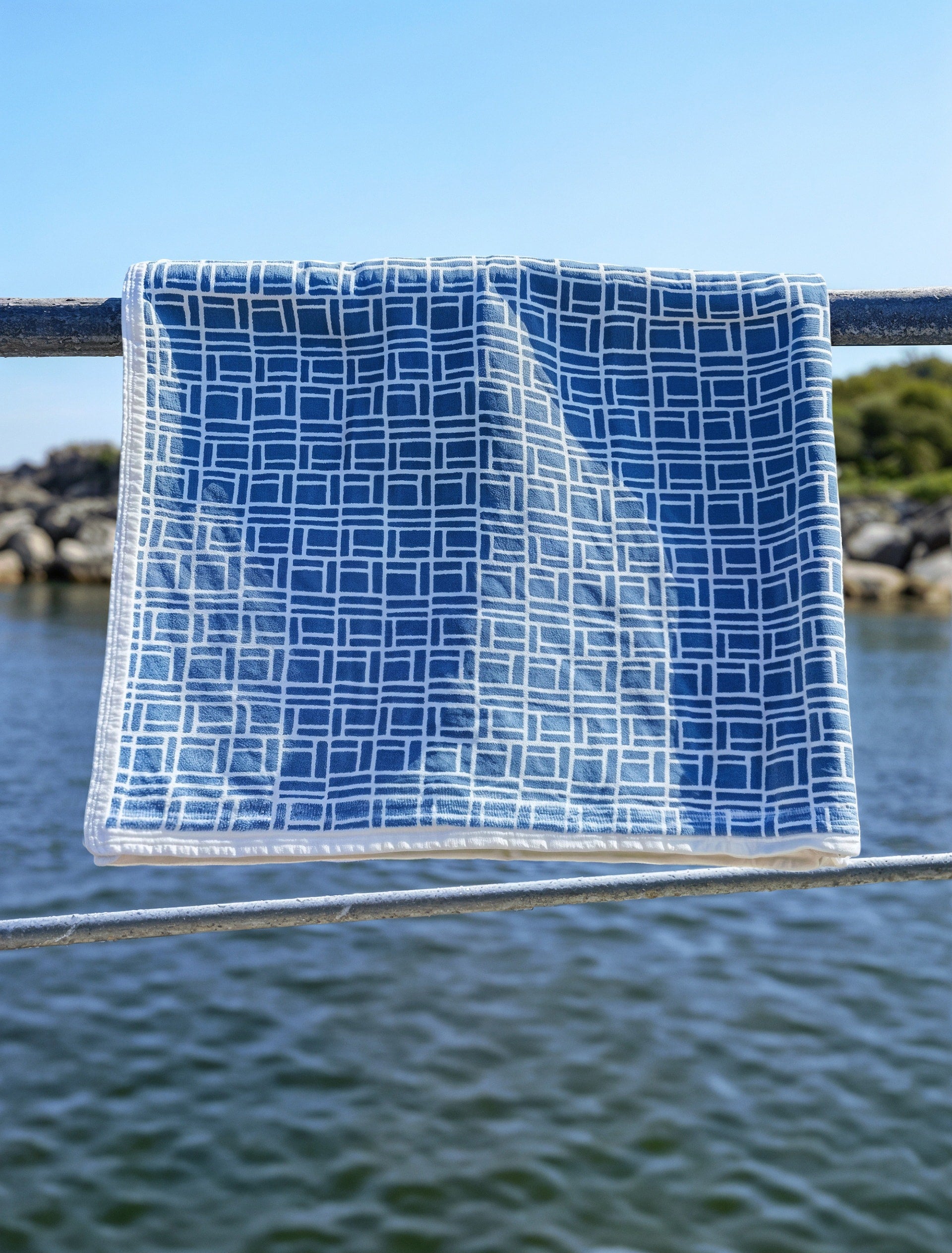 Grid Pattern Towel 3